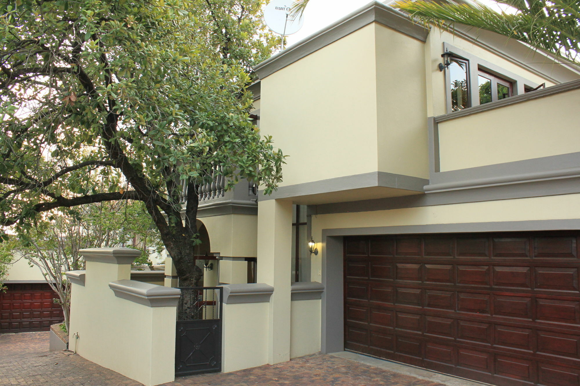 יוהנסבורג Villa Lugano Guesthouse מראה חיצוני תמונה