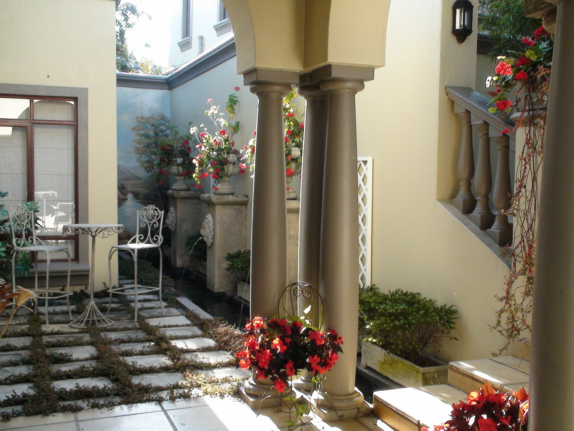 יוהנסבורג Villa Lugano Guesthouse מראה חיצוני תמונה