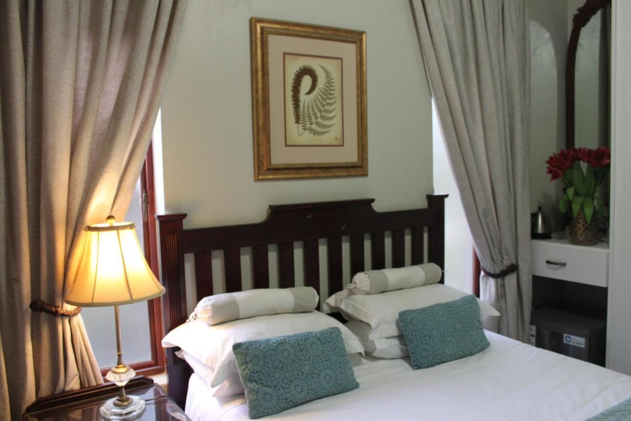 יוהנסבורג Villa Lugano Guesthouse מראה חיצוני תמונה
