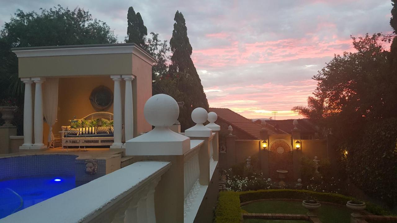יוהנסבורג Villa Lugano Guesthouse מראה חיצוני תמונה