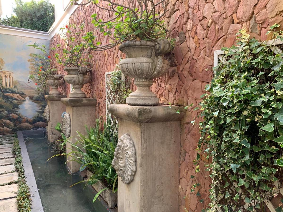 יוהנסבורג Villa Lugano Guesthouse מראה חיצוני תמונה